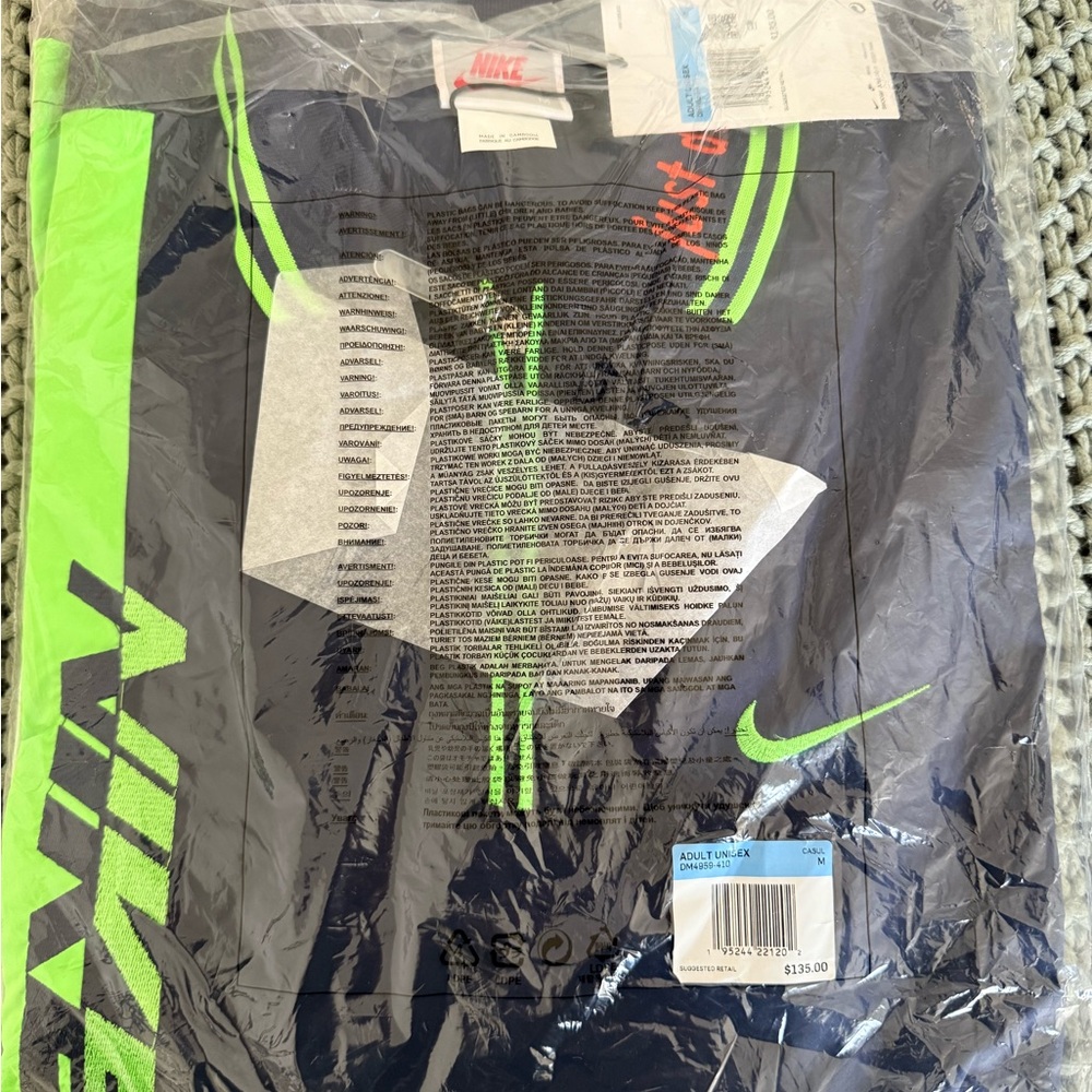 Nike X Cactus Plant Flea Market neon green pollo.